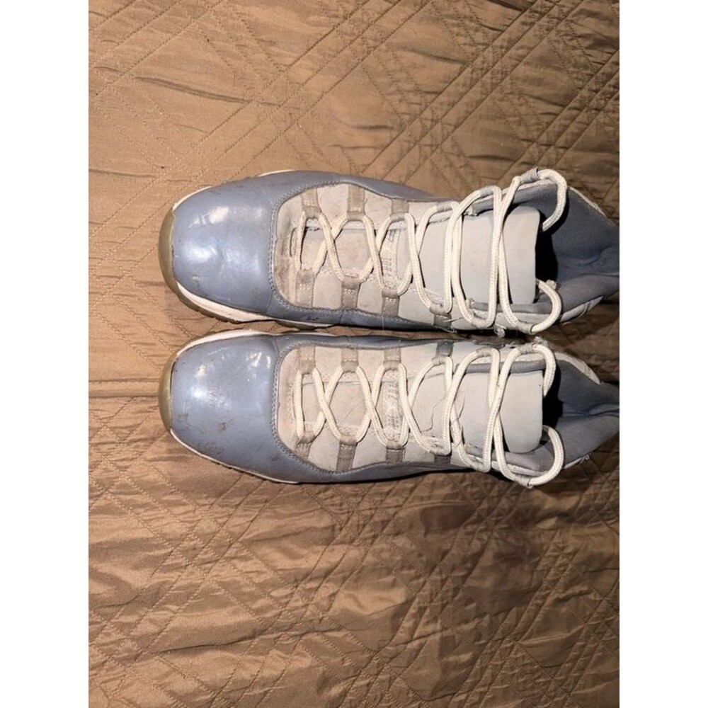 Air Jordan 11 Retro “Cool Grey” basketball sneakers
